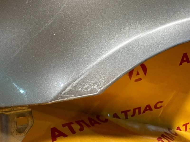 Крыло переднее левое Stream 2002 RN1 D17A