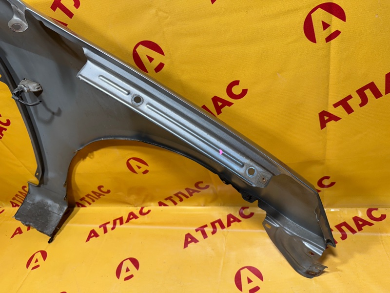 Крыло переднее левое Stream 2002 RN1 D17A