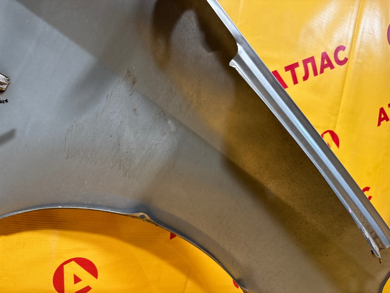 Крыло переднее левое Stream 2002 RN1 D17A