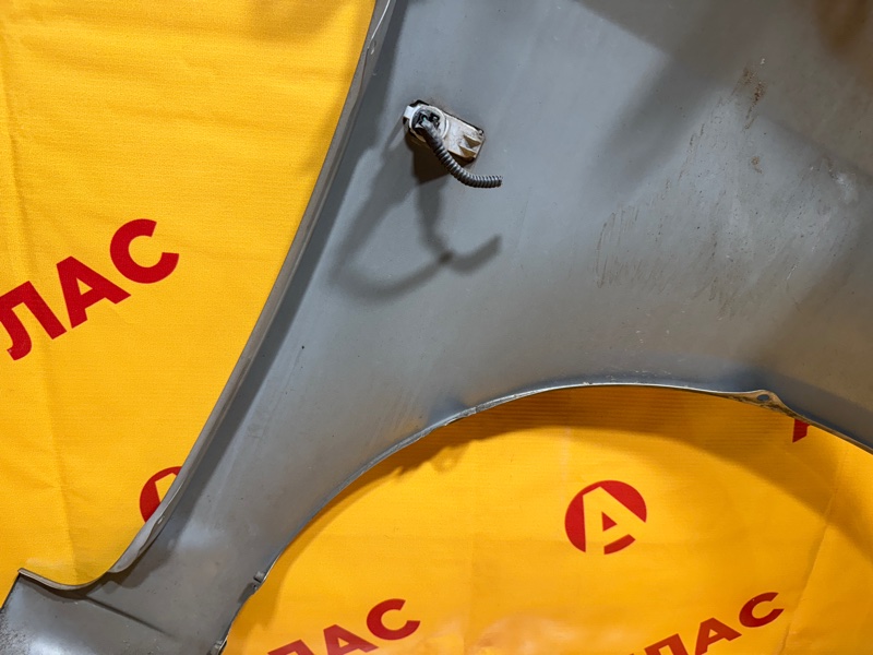 Крыло переднее левое Stream 2002 RN1 D17A