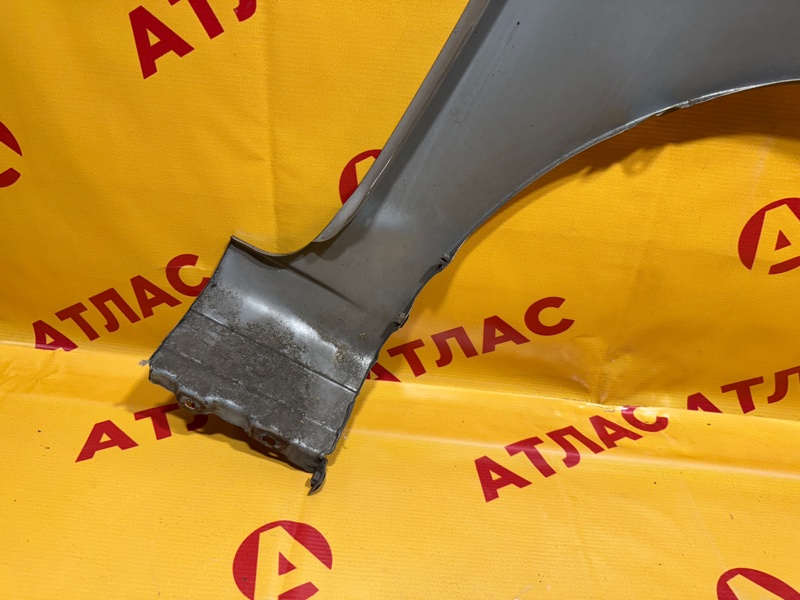 Крыло переднее левое Stream 2002 RN1 D17A