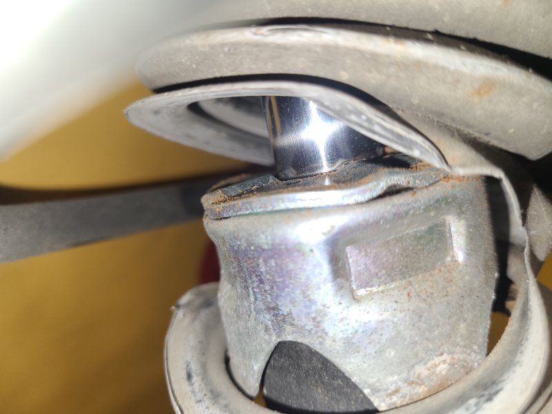 Стойка передняя Fit 2007 GD1 L13A