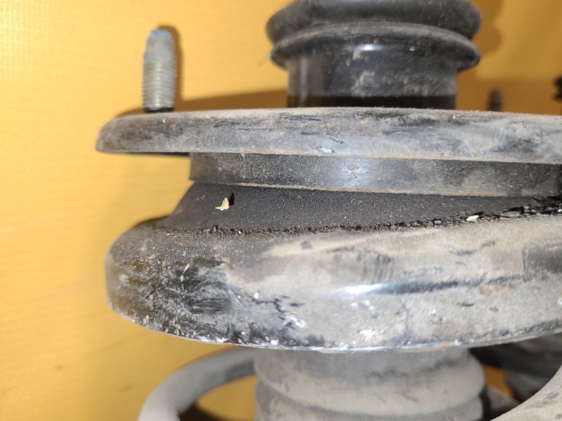 Стойка передняя HR-V 2002 GH3-1102731 D16A