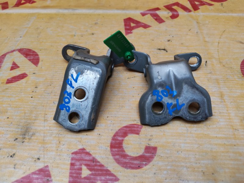 Петля двери передняя левая TOYOTA Avensis AZT250 1AZ-FSE