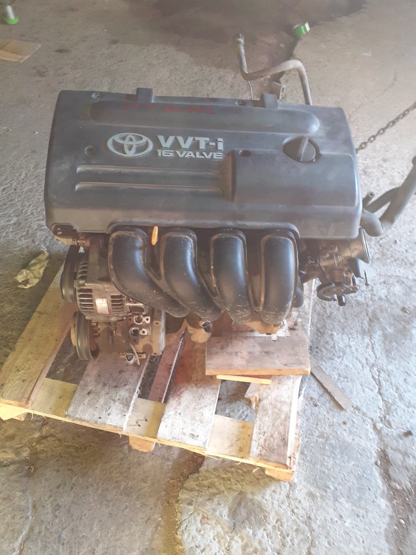 Коллектор выпускной Toyota Corolla Fielder ZZE129 1ZZ Коллектор выпускной Toyota Corolla Fielder ZZE129 1ZZ