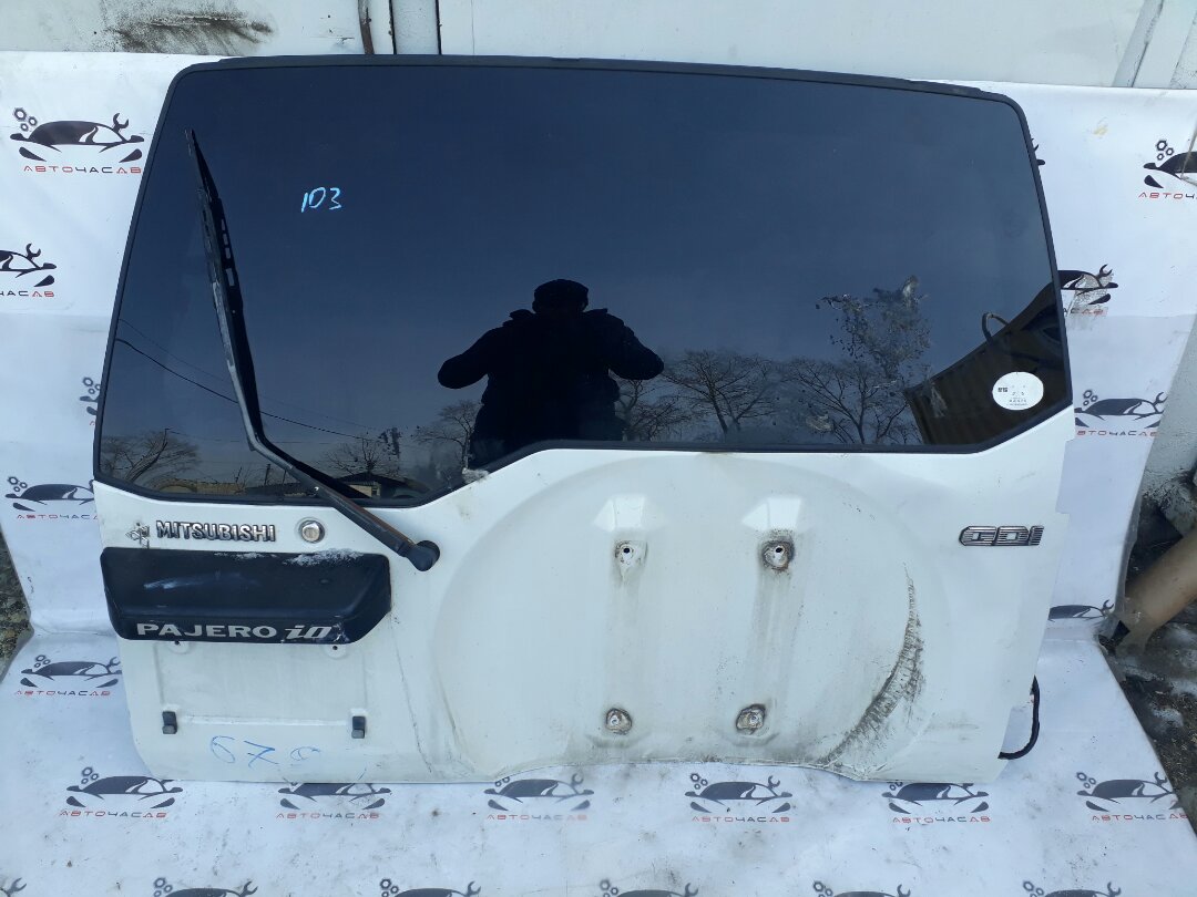 Дверь 5-я Mitsubishi Pajero Io H76W 4G93 1999 Дверь 5-я Mitsubishi Pajero Io H76W 4G93 1999