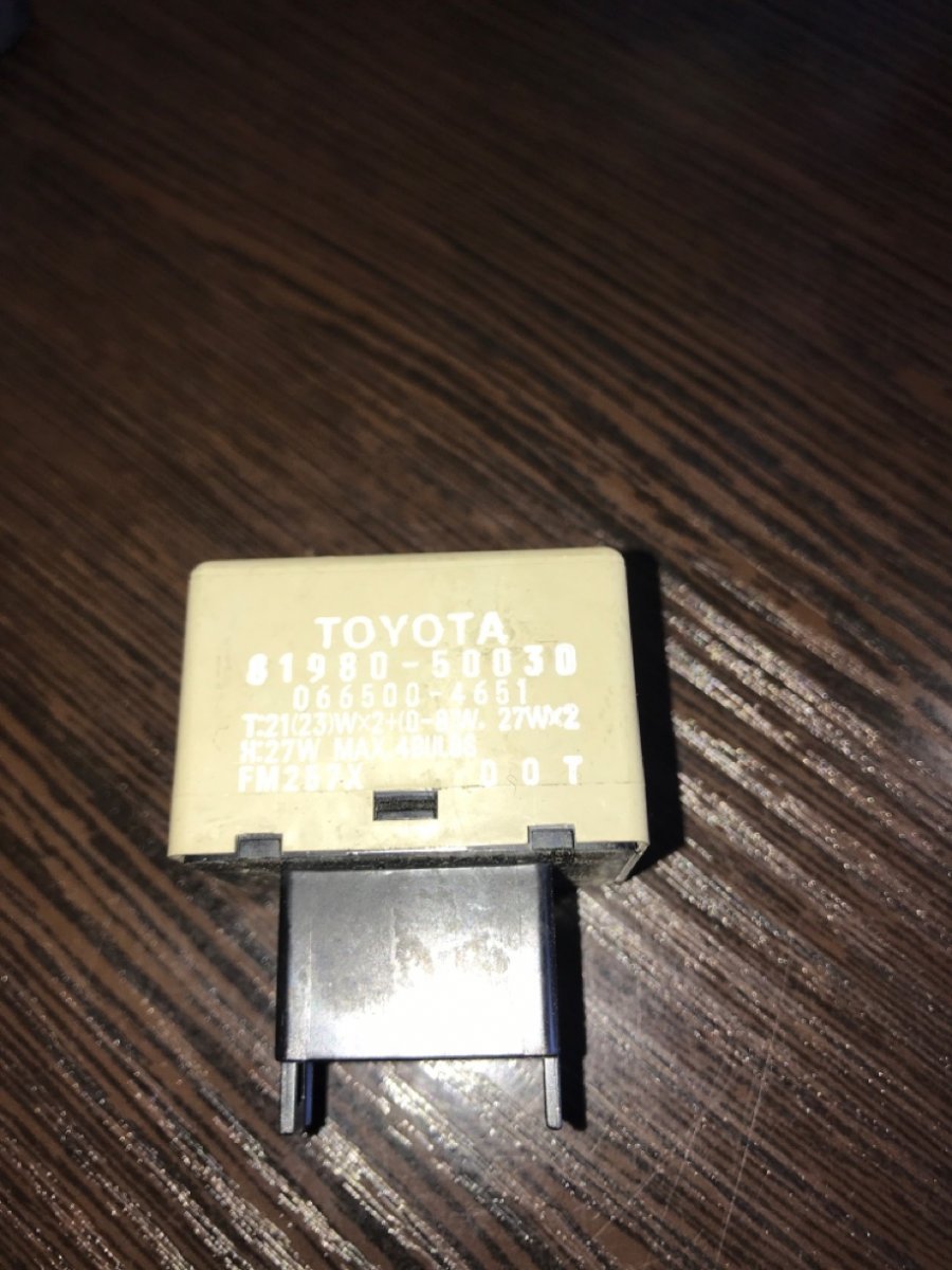 Реле поворота Toyota Реле поворота Toyota