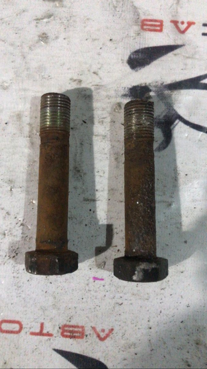 Болт Nissan Safari VRGY60 TD42 1992 Болт Nissan Safari VRGY60 TD42 1992