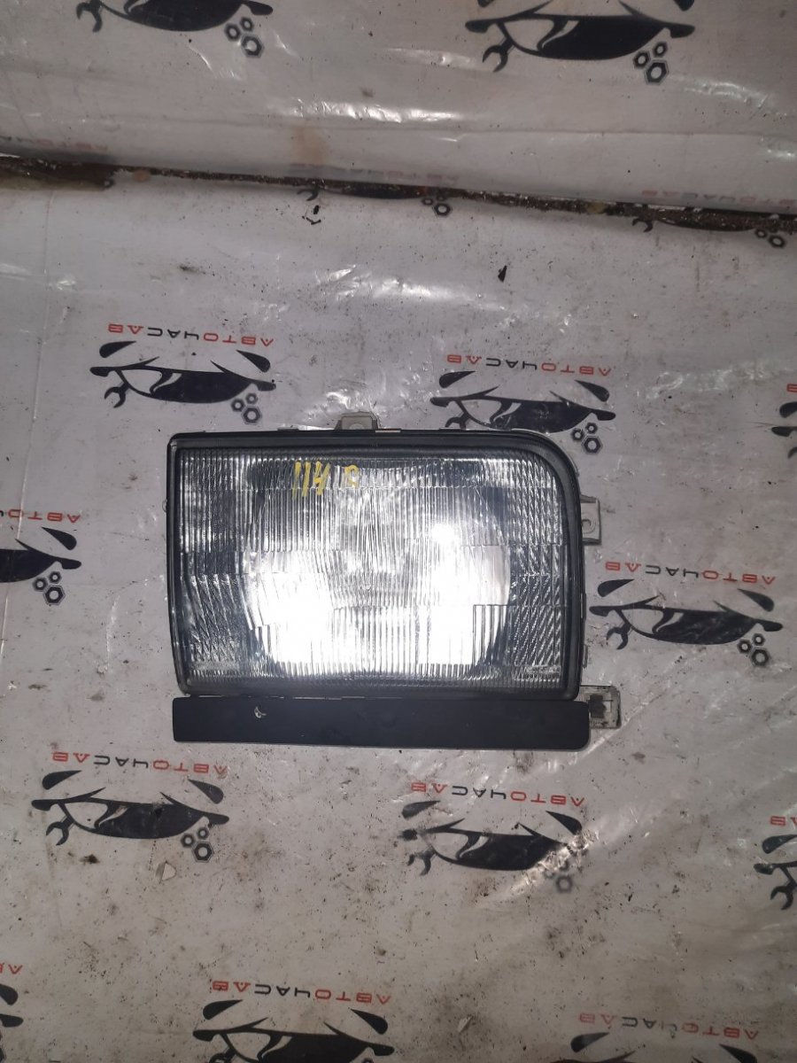 Фара Nissan Atlas R8F23 QD32 1998 правая Фара Nissan Atlas R8F23 QD32 1998 правая