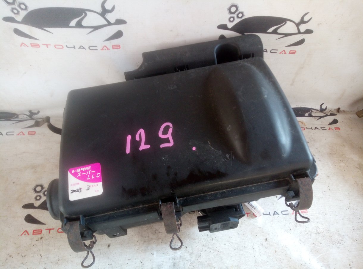 Корпус воздушного фильтра Toyota Prius NHW20 1NZFXE 2004 Корпус воздушного фильтра Toyota Prius NHW20 1NZFXE 2004