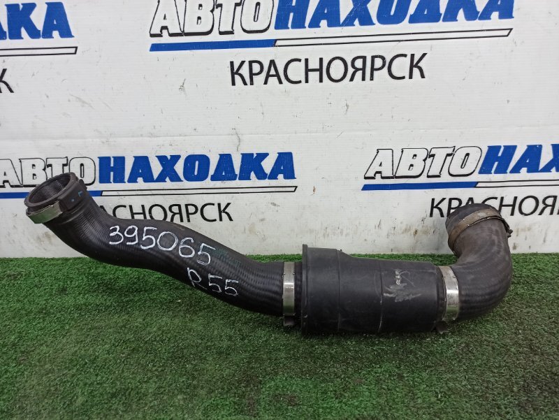 Запчасть патрубок интеркулера левый MINI CLUBMAN 2008-2014 R55 N18B16A 13712753075 контрактная Патрубок интеркулера левый MINI CLUBMAN 2008-2014 R55 N18B16A 13712753075 контрактная