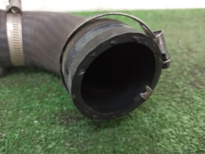 Патрубок интеркулера левый CLUBMAN 2008-2014 R55 N18B16A Патрубок интеркулера левый CLUBMAN 2008-2014 R55 N18B16A