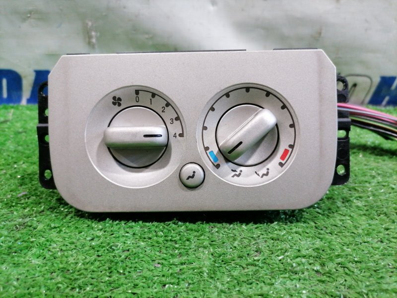 Климат-контроль задний NAVIGATOR 2002-2006 U228 Triton 3V