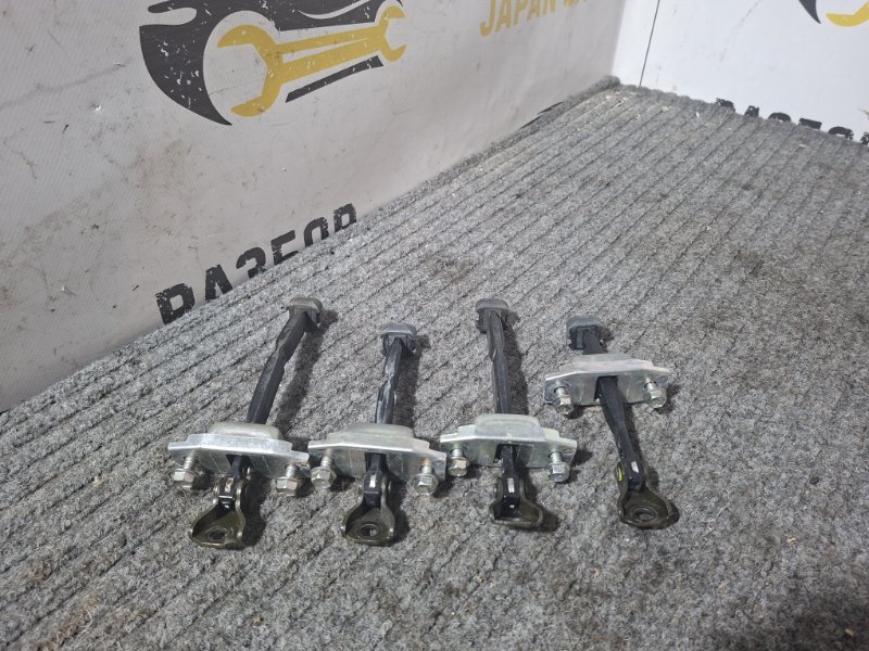 Ограничители двери Toyota Camry 2006 ACV40 2AZFE 68620-33070 контрактная