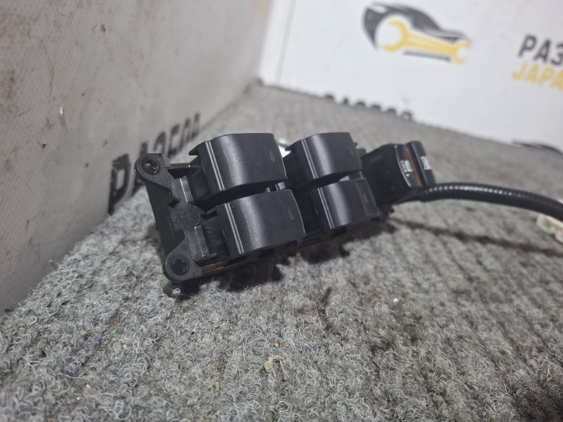 Блок управления стеклоподъемниками Camry 2006 ACV40 2AZFE