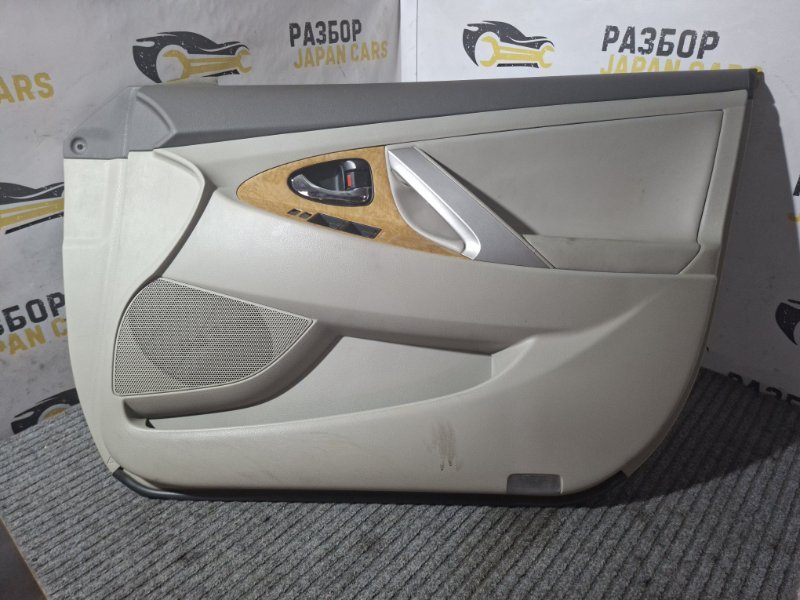 Обшивка боковой двери Camry 2006 ACV40 2AZFE