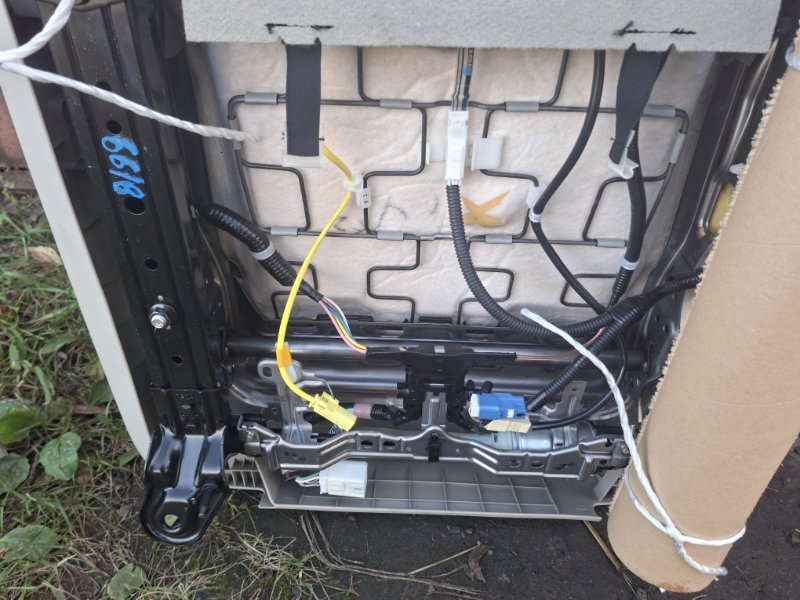 Сиденье переднее левое Camry 2006 ACV40 2AZFE