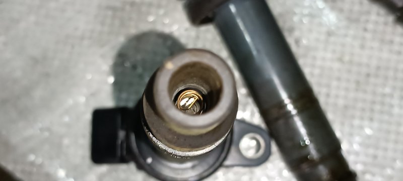 Катушка зажигания Toyota Corolla Fielder NZE124G 1NZFE
