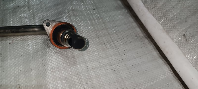 Трубка картерных газов Passat BVY
