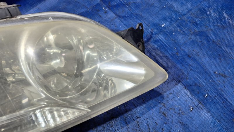 Фара галогеновая передняя правая Lancer Cedia 2001 9 4G15