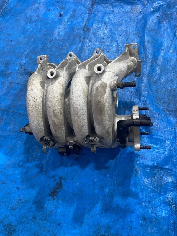 Коллектор впускной HYUNDAI GETZ 2005 GLS G4EE 2831022454 контрактная