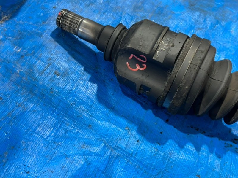 Привод передний правый Corolla 1998 AE100 5A-FE