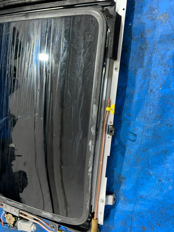 Люк Corolla 1998 AE100 5A-FE