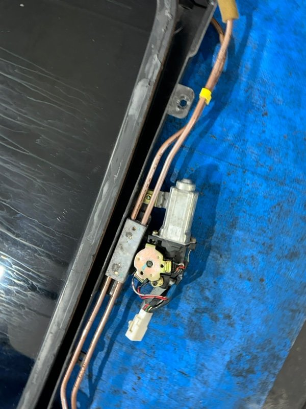 Люк Corolla 1998 AE100 5A-FE