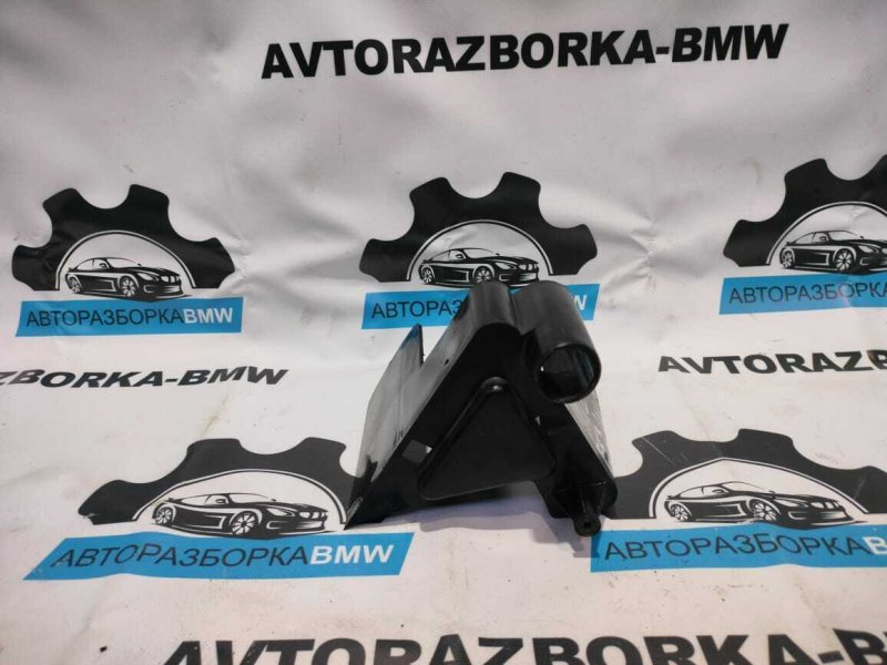 Кронштейн противооткатного упора BMW X5 2005 E53 M57D30 306D2 71111097068 контрактная