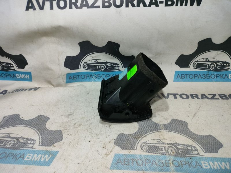 Дефлектор обдува правый X5 2005 E53 M57D30 306D2