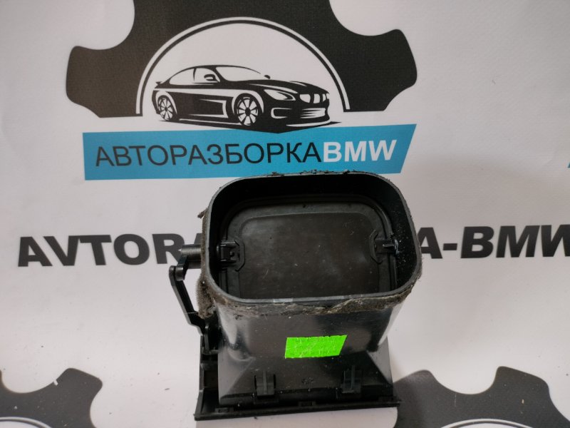 Дефлектор обдува левый X5 2002 E53 M54B30 306S3