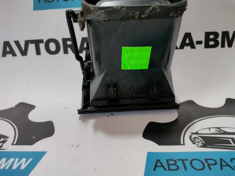 Дефлектор обдува левый X5 2002 E53 M54B30 306S3