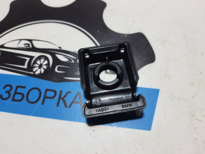 Накладка крепежной проушины 5 2012 F10 N47D20C