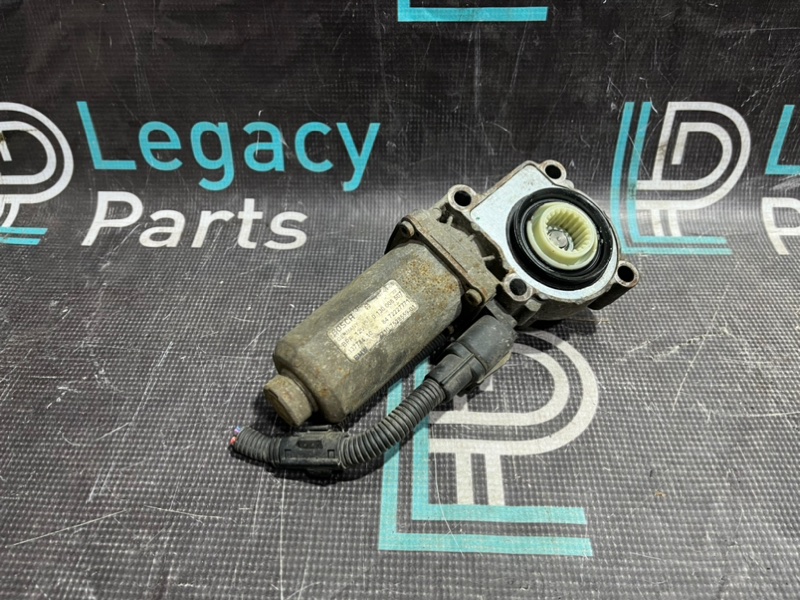 Сервопривод раздаточной коробки BMW X5 2006 E53 N62B44 27107528559 контрактная
