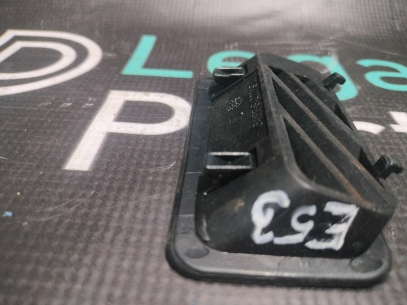 Дефлектор воздушный левый X5 2005 E53 M57D30 306D2