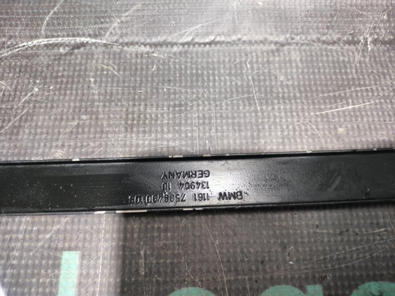 Кронштейн звукоизоляционного кожуха X5 2004 E53 N62B44
