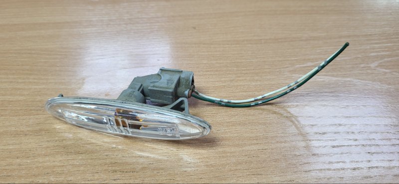 Поворотник в крыло TOYOTA CAMRY ACV40 (б/у)