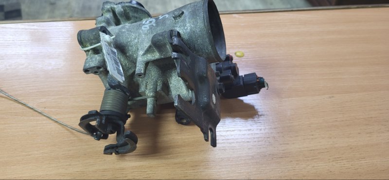 Дроссельная заслонка TOYOTA MARKII JZX100 1JZGE (б/у)