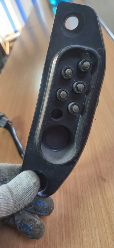 Контактная группа NISSAN SERENA C24 задняя правая (б/у)