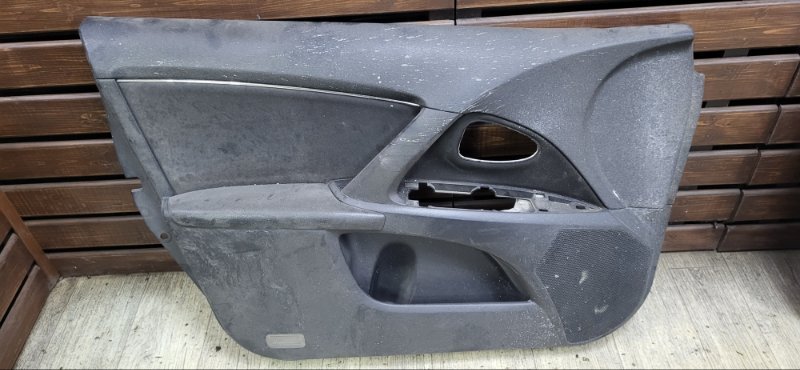 Обшивка двери TOYOTA AVENSIS ZRT270 2ZRFAE передняя левая (б/у)