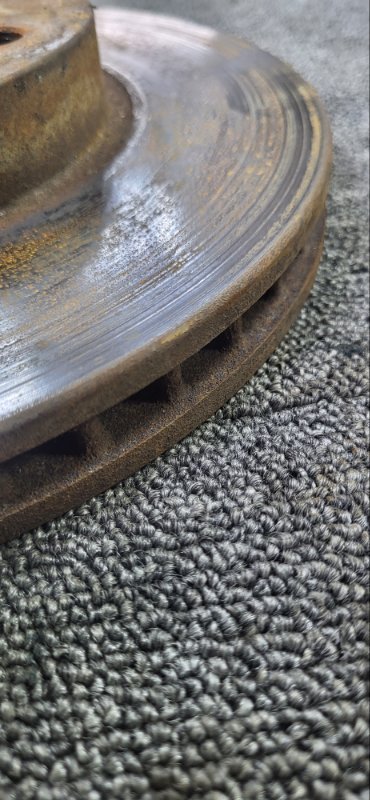 Тормозной диск TOYOTA CORONA ST191 3SFE передний (б/у)