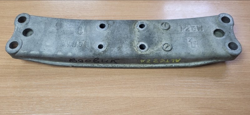 Крепление кпп TOYOTA ALTEZZA SXE10 3SGE (б/у)