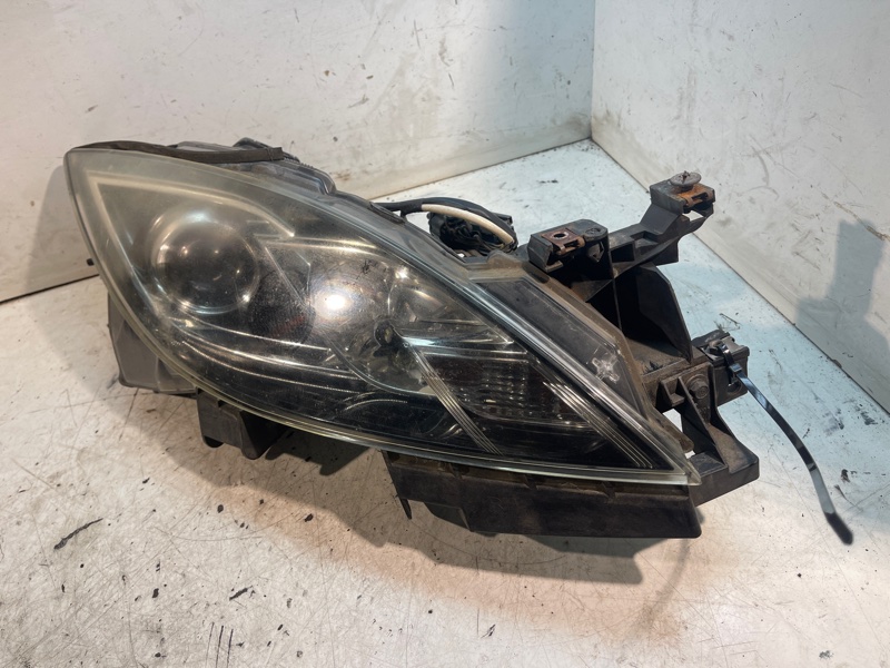 Фара галогеновая передняя правая Mazda 6 2009 GH R2AA GS1F510K0E контрактная