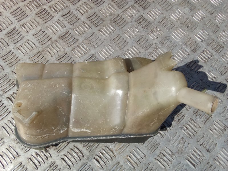 Бачок расширительный Ford Mondeo Бачок расширительный Ford Mondeo