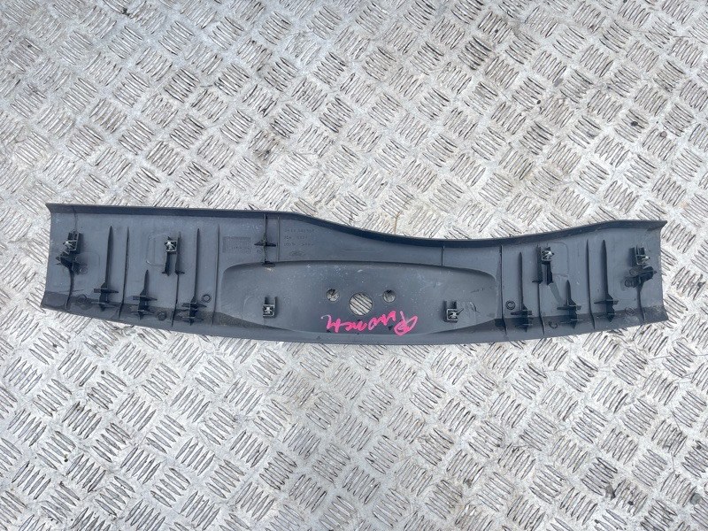 Накладка замка багажника Fusion 2004 MK1