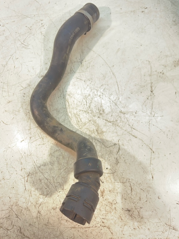 Патрубок охлаждения Mondeo 2002 MK3 D6BA