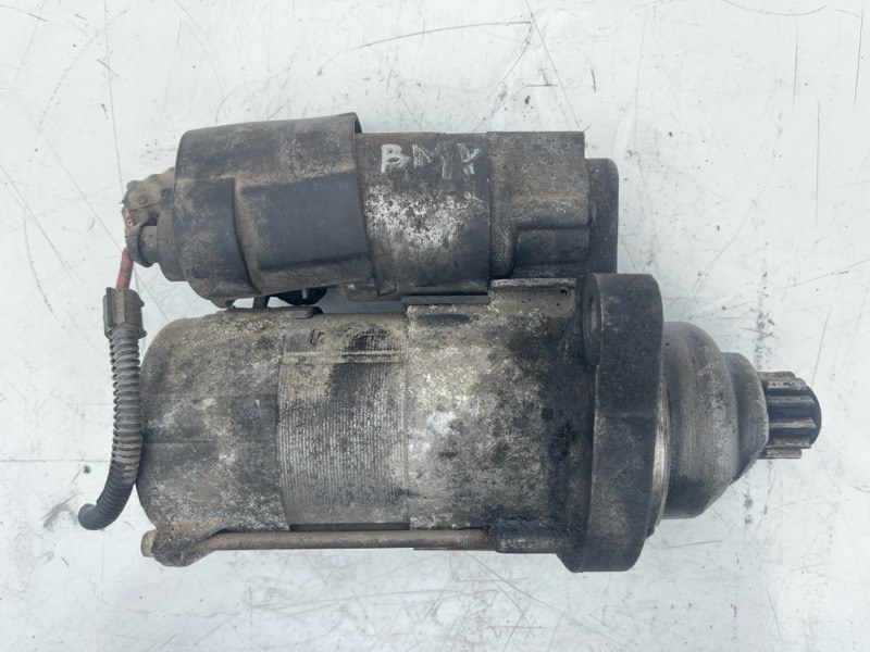 Стартер Volkswagen Golf 1K1 BMM 02M911023N контрактная