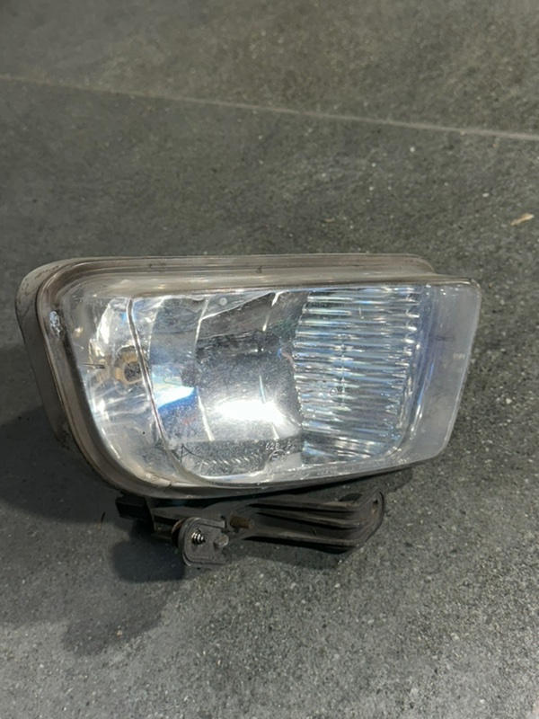 Фара противотуманная передняя правая Kia Picanto 2005 SA G4HE 9220207000 контрактная