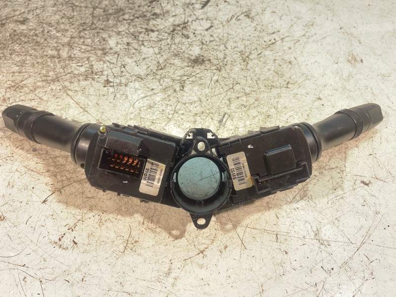 Подрулевой переключатель света ix35 2011 LM D4HA Подрулевой переключатель света ix35 2011 LM D4HA