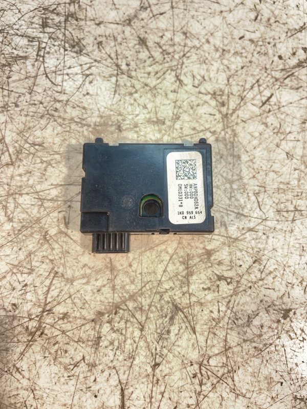 Датчик угла поворота руля Volkswagen Caddy 2007 III BST 1K0959654 контрактная